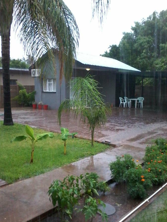 Tehillah Guesthouse Upington Exteriér fotografie